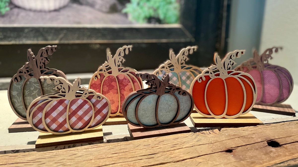 Pumpkin Shelf Sitter