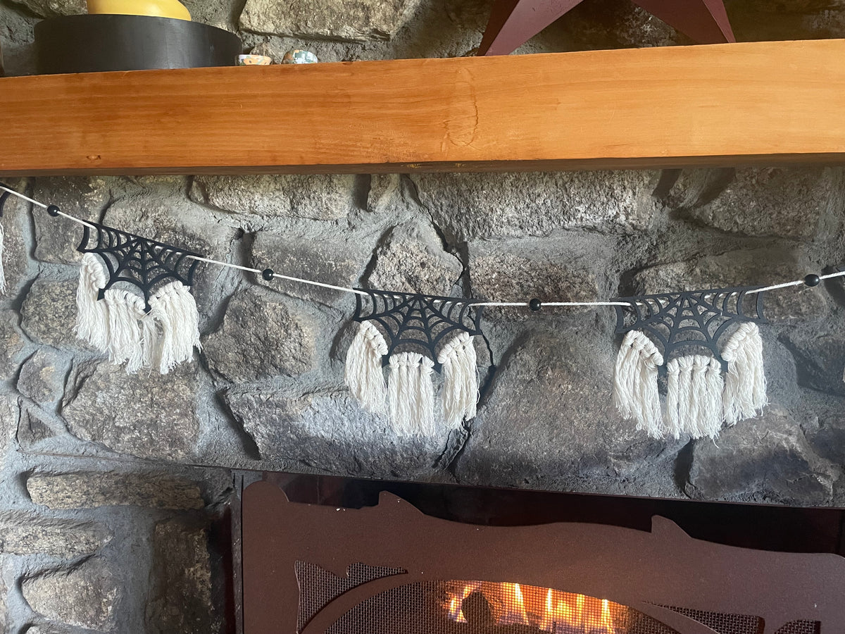Web Garland