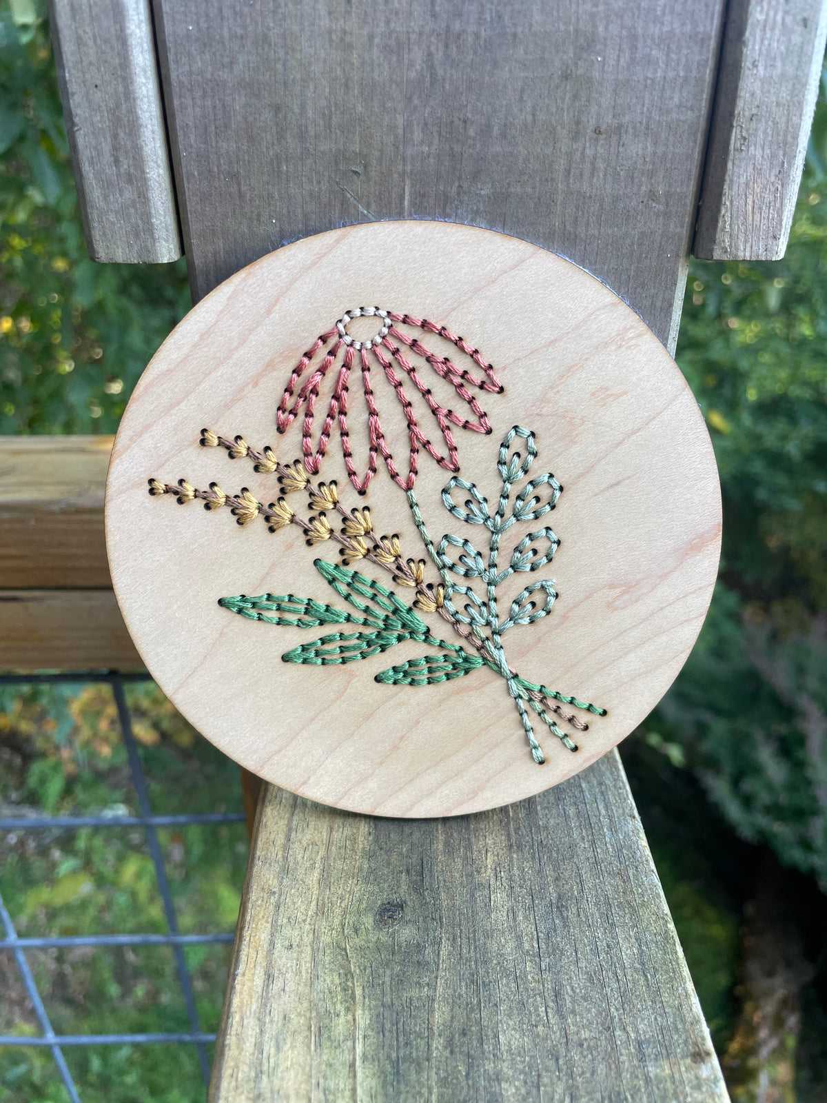 Wood embroidery kit- flower